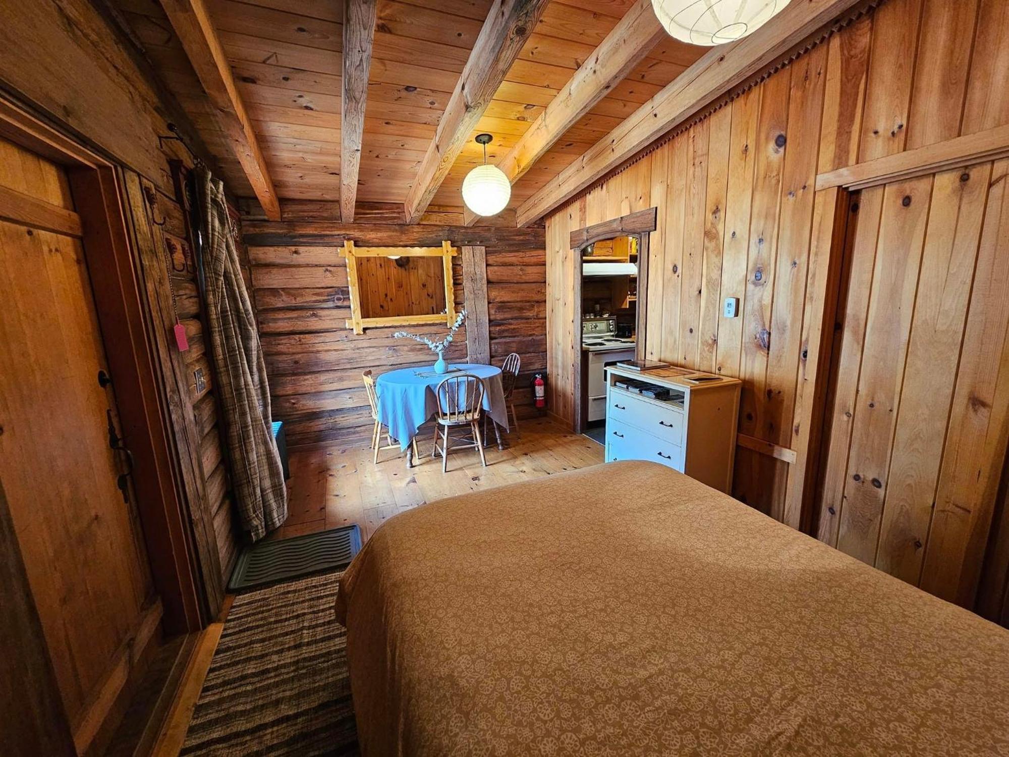 Bed and Breakfast Le Repaire Viking à Sainte-Rose-du-Nord Extérieur photo